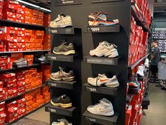 -NIKE上海青浦优选体验店