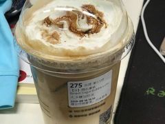 -瑞幸咖啡(东直门枢纽店)