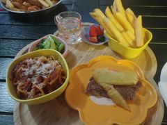 -Pekaa啤咖食肆Coffee&Bistro