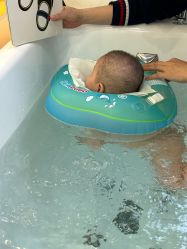 -雏芽婴幼儿游泳·小美医生小儿推拿(西村店)