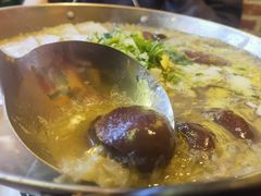-闯关东东北农家菜(崂山石老人店)