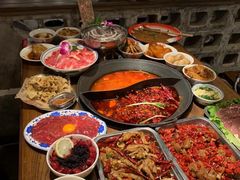 -萍姐火锅·公路夜市(武汉首店)