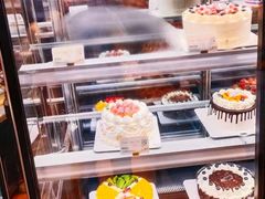 -皇冠幸福里动物奶油生日蛋糕(万达店)