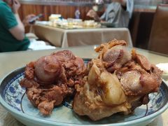 酱骨棒-东北哈尔滨酱骨头馆房掌柜铁锅炖