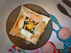 三文鱼蛋煎饼-The Rug(三里屯店)