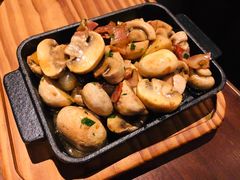 -恰餐厅及酒吧 CHAR Bar & Grill (北京丽都皇冠假日店)