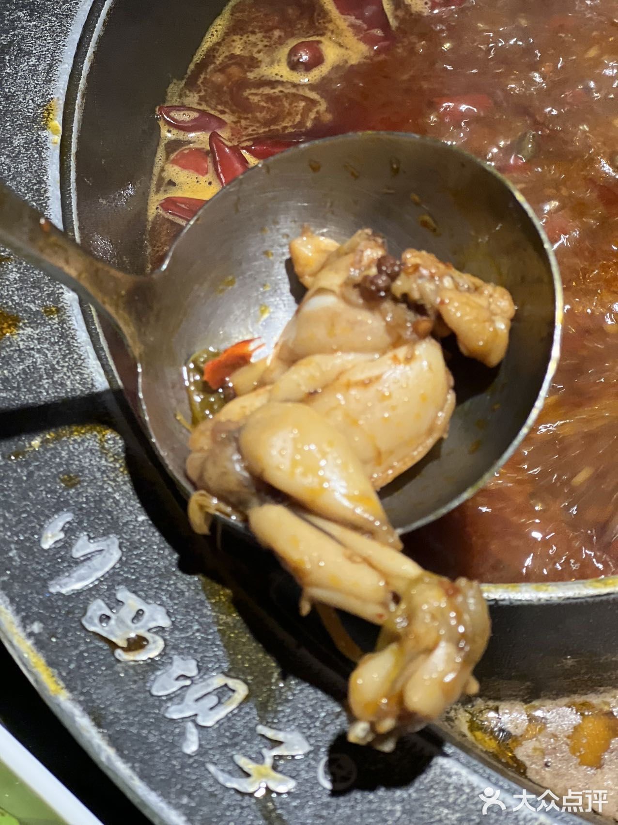 同事说南山有家开了5年的成都老火锅 作为无辣不欢的达人
