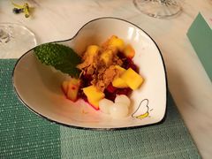 玛格丽特水果酸奶-蜜桃花开·中西融合菜E&W(南长街店)