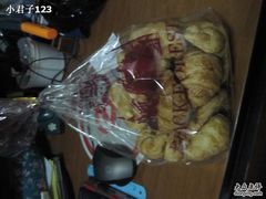 -黑森林饼皇(石龙路总店)