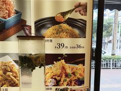 -阿瓦山寨·湘菜现炒·剁椒鱼头王(咸阳总店)