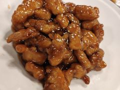 -松沪名灶·豆浆鱼头·新上海菜(飞航吾悦广场店)