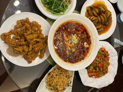 -喜乐餐厅•灯笼虾球首创者•本地小海鲜(二马路店)