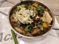 鸡煲饭-雅惠美食城