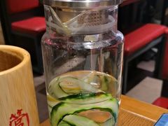 -管氏翅吧(护国寺店)