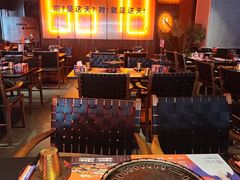 -何师烧烤·香辣蟹·川菜·30年老品牌(太古里旗舰店)