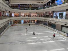-百年港湾奥特莱斯(香炉礁店)