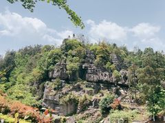 -梭布垭石林景区