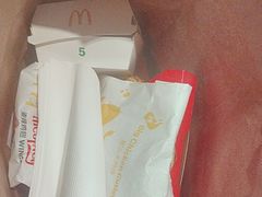 -麦当劳(虹梅路地铁站店)