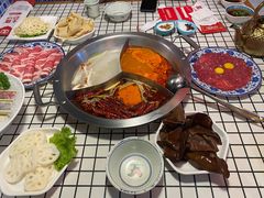 -山悦里 山野·鲜火锅(罗斯福广场店)