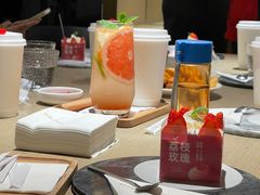 -物质生活书·酒吧