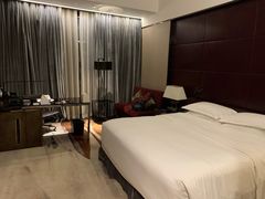 -广州天河希尔顿酒店