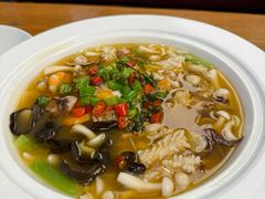 -品海楼·大连海胆锅贴馆(东港店)