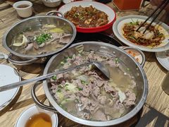 -冯烫烫跷脚牛肉·川菜小馆(武胜西街店)