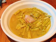 咸肉炖春笋-芳草地度假酒店·野炉中餐厅