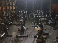 -奥力健身游泳俱乐部(华悦店)