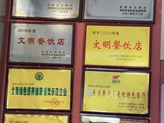 -陈大锅·岳阳鱼馆·地道岳阳菜(美食街店)