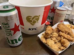 -肯德基(湾畔店)