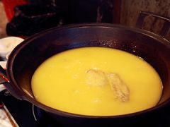 -鲜入围煮花胶鸡海鲜火锅