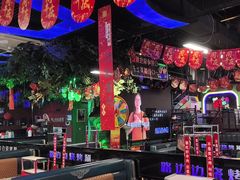 -路边边地标烧烤·川菜·小龙虾·音乐酒馆(良乡长虹店)