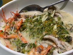 雪菜金刚鱼煲-南山饭店(阳明古镇店)