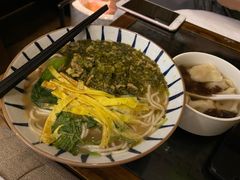-新盈光·云会所(百丈东路店)