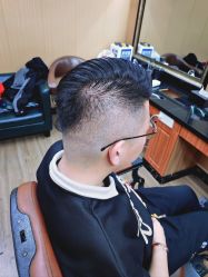 -纯剪男士理发馆·烫染专业店