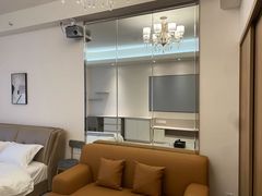 -成都利兹影音酒店(世纪城新国际会展中心店)