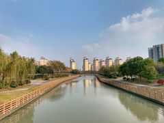 -浦星公路-路侧停车位