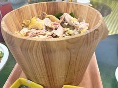 -小小饭店·休闲农庄·安吉松树林里的农家菜