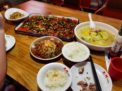 -兔槽江湖菜·重庆璧山兔(水围店)
