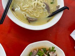 -三百碗宝应长鱼面(板仓街店)