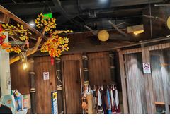-暴风岛沉浸式体验馆(百联世纪店)