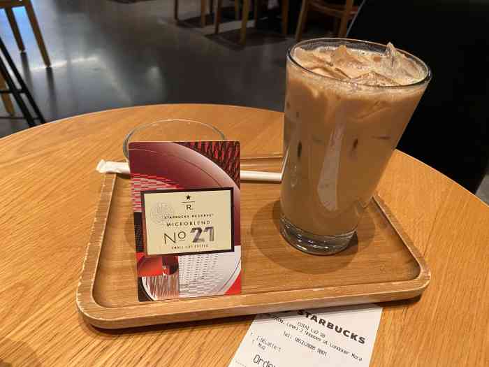 星巴克臻选店(澳门伦敦人店)-"这家星巴克在金沙广场2楼…很显眼