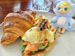 招牌羊角班尼-Two Birds One Stone·一石二鸟(诚品生活店)