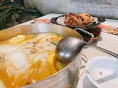 -肥仔文澳门猪骨煲(南京西路店)