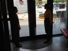 门面-必胜客(武汉欢乐谷店)