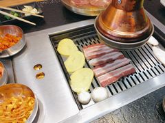 -臻牛烤肉