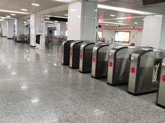 -常熟路(地铁站)