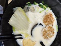 -渔米丰·广府鱼汤米线(光明广场店)