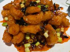 炸虾仁-品味居·首店·大连鲜活海鲜大连菜(东港店)